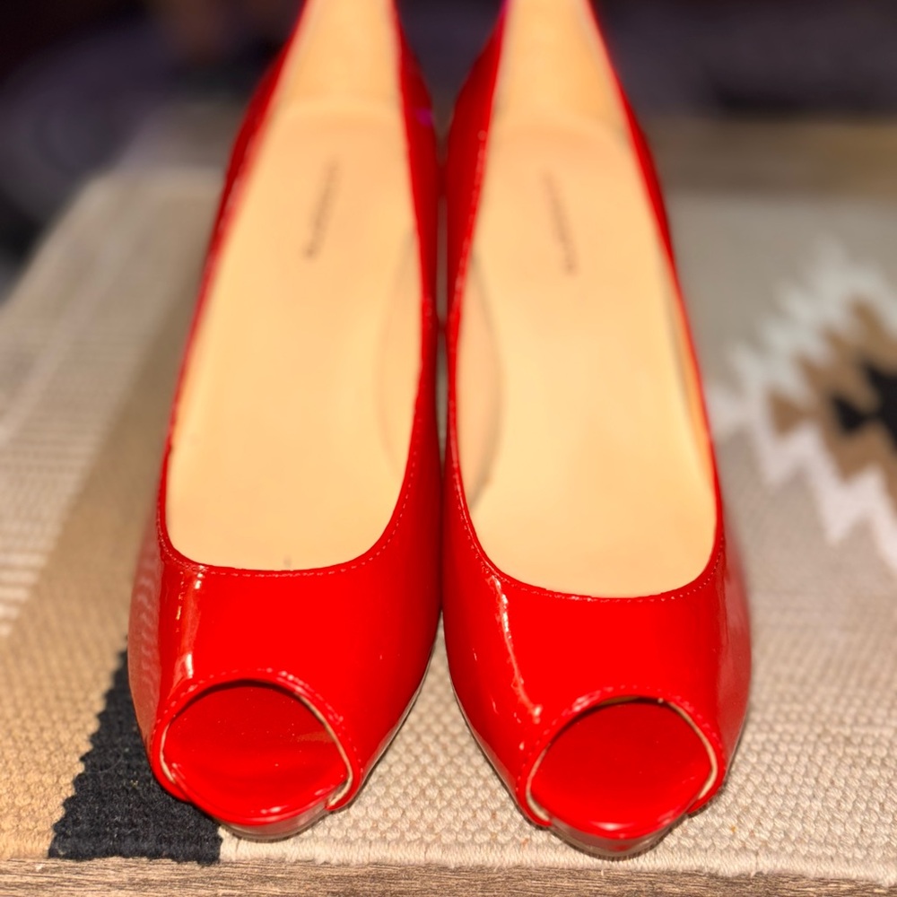 Liz Claiborne Glossy Red Footwear
